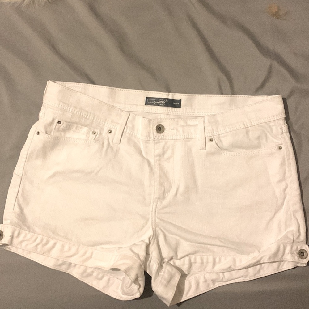 Levi Jean Shorts